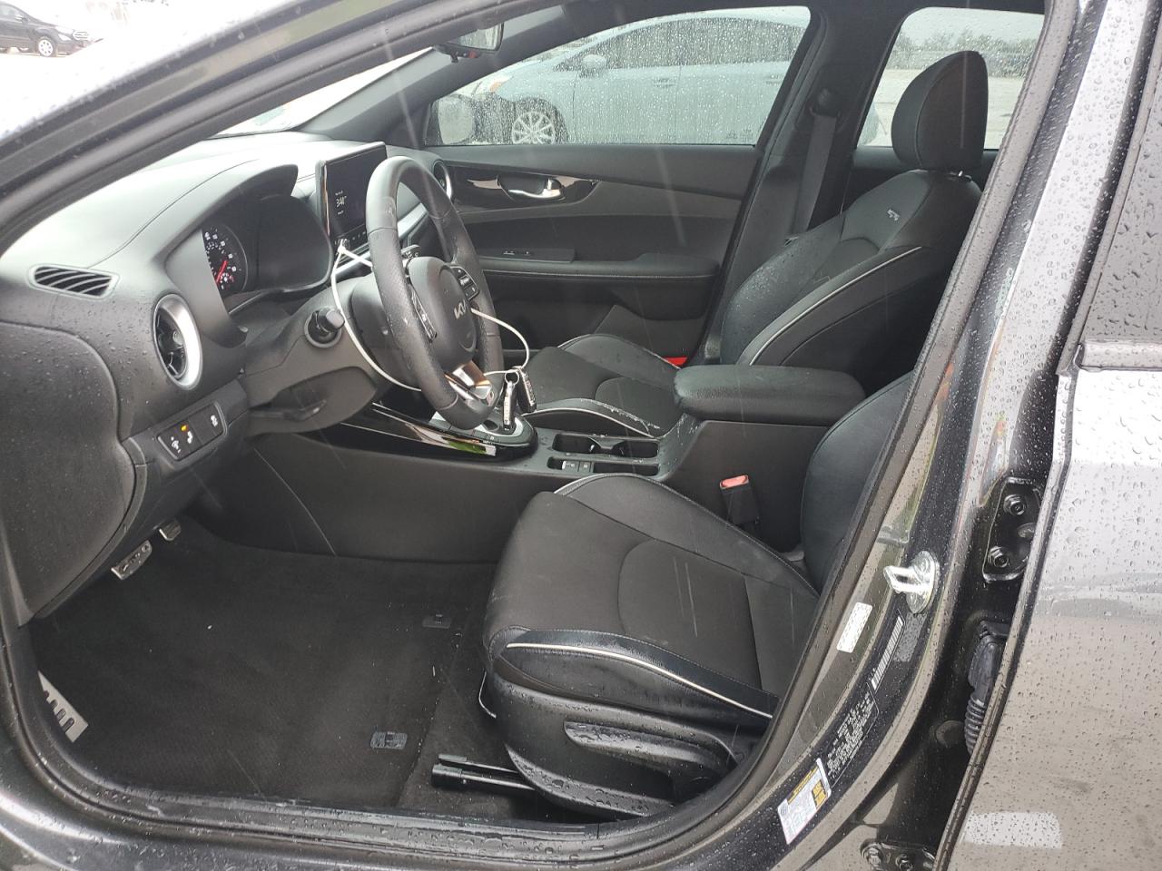 2024 Kia Forte - Image 7