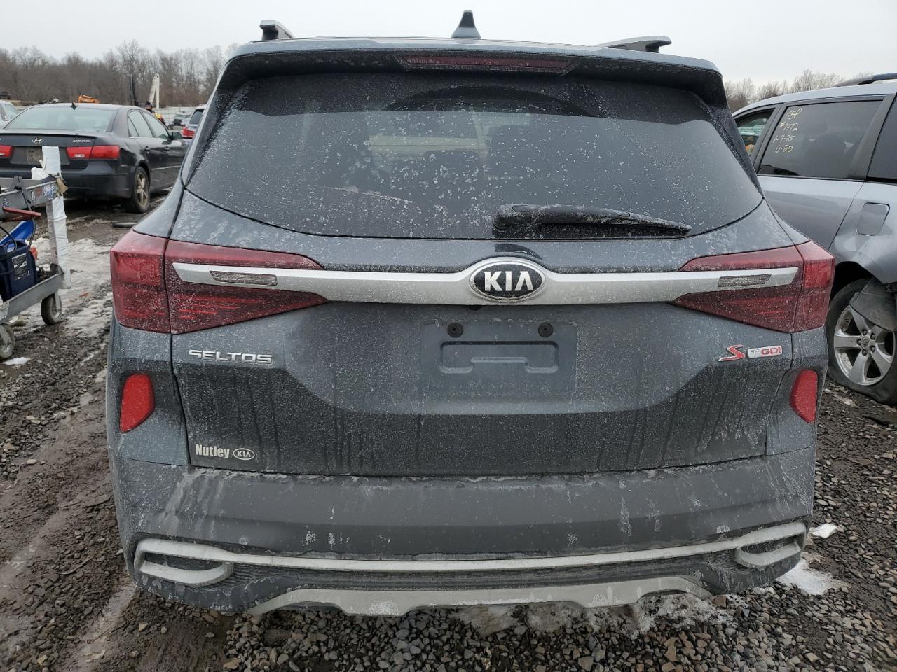 2021 Kia Seltos - Image 6