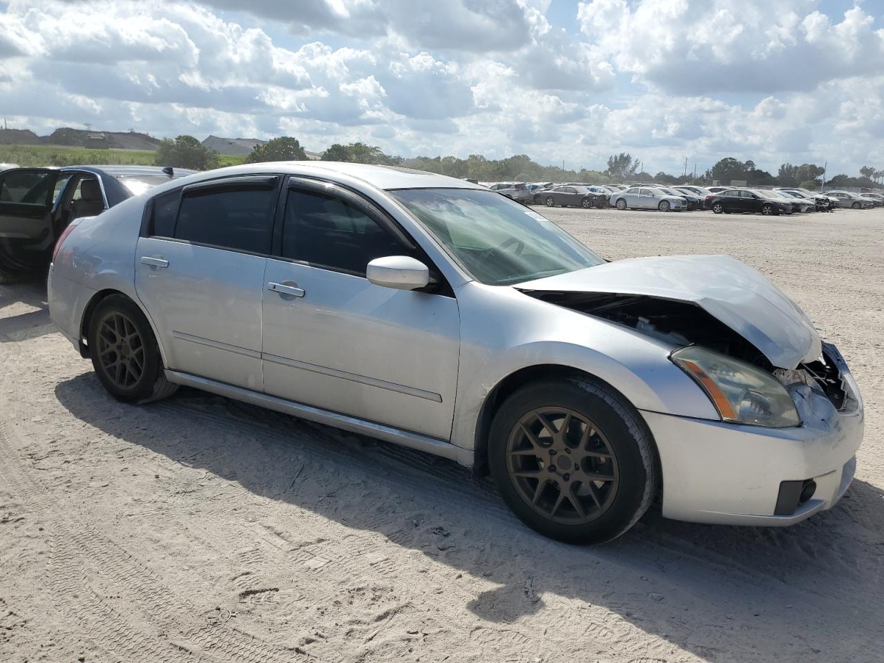2007 Nissan Maxima - Image 4