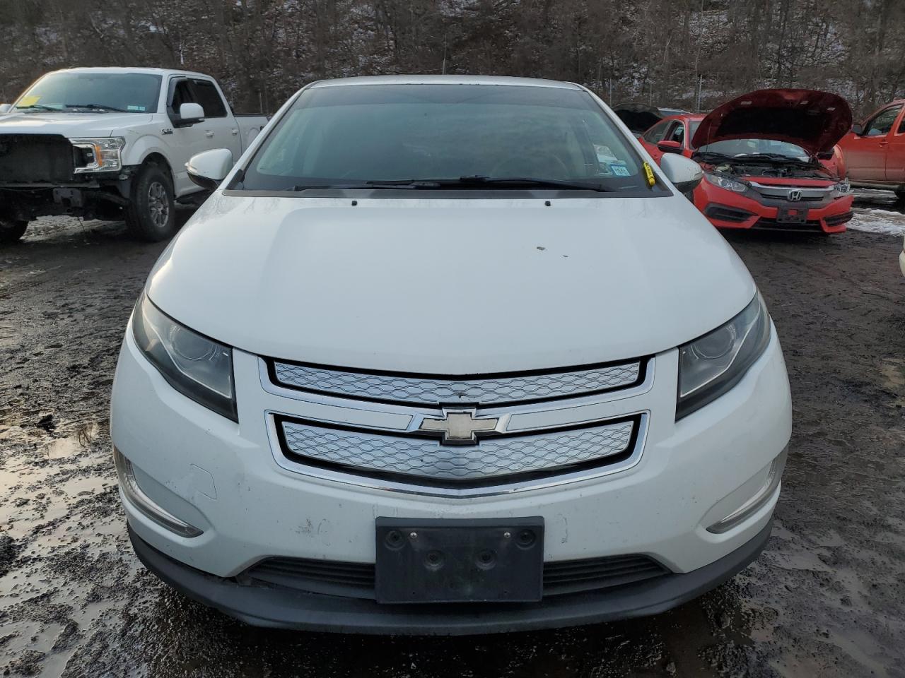 2014 Chevrolet Volt - Image 5