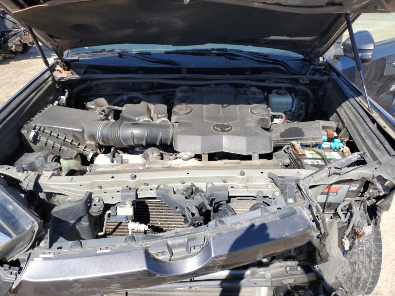2016 Toyota 4Runner - Image 13