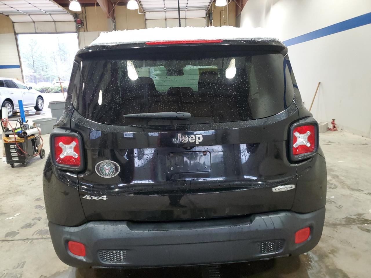 2015 Jeep Renegade - Image 6