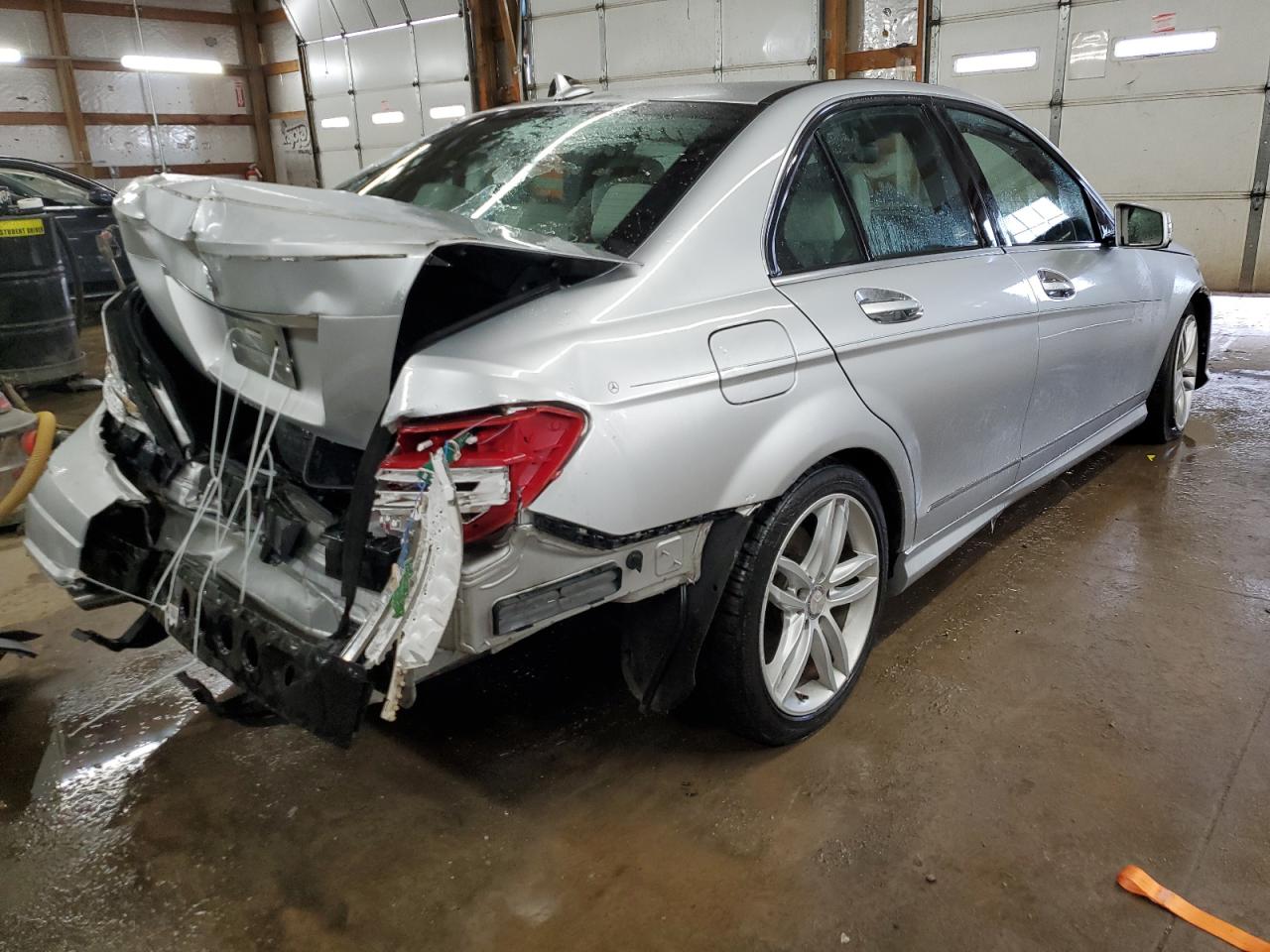 2014 Mercedes-Benz C-klasse - Image 3
