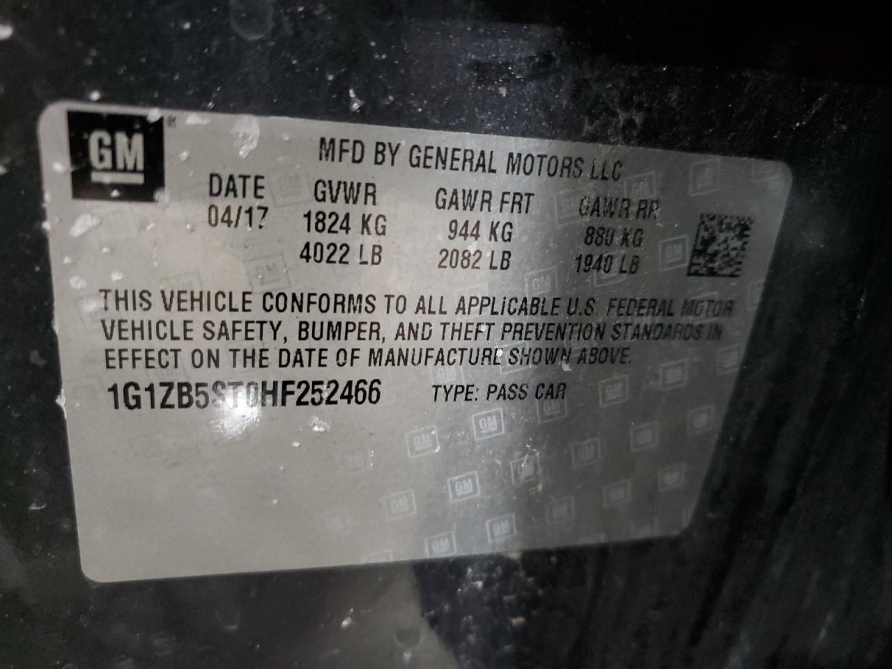 2017 Chevrolet Malibu - Image 12