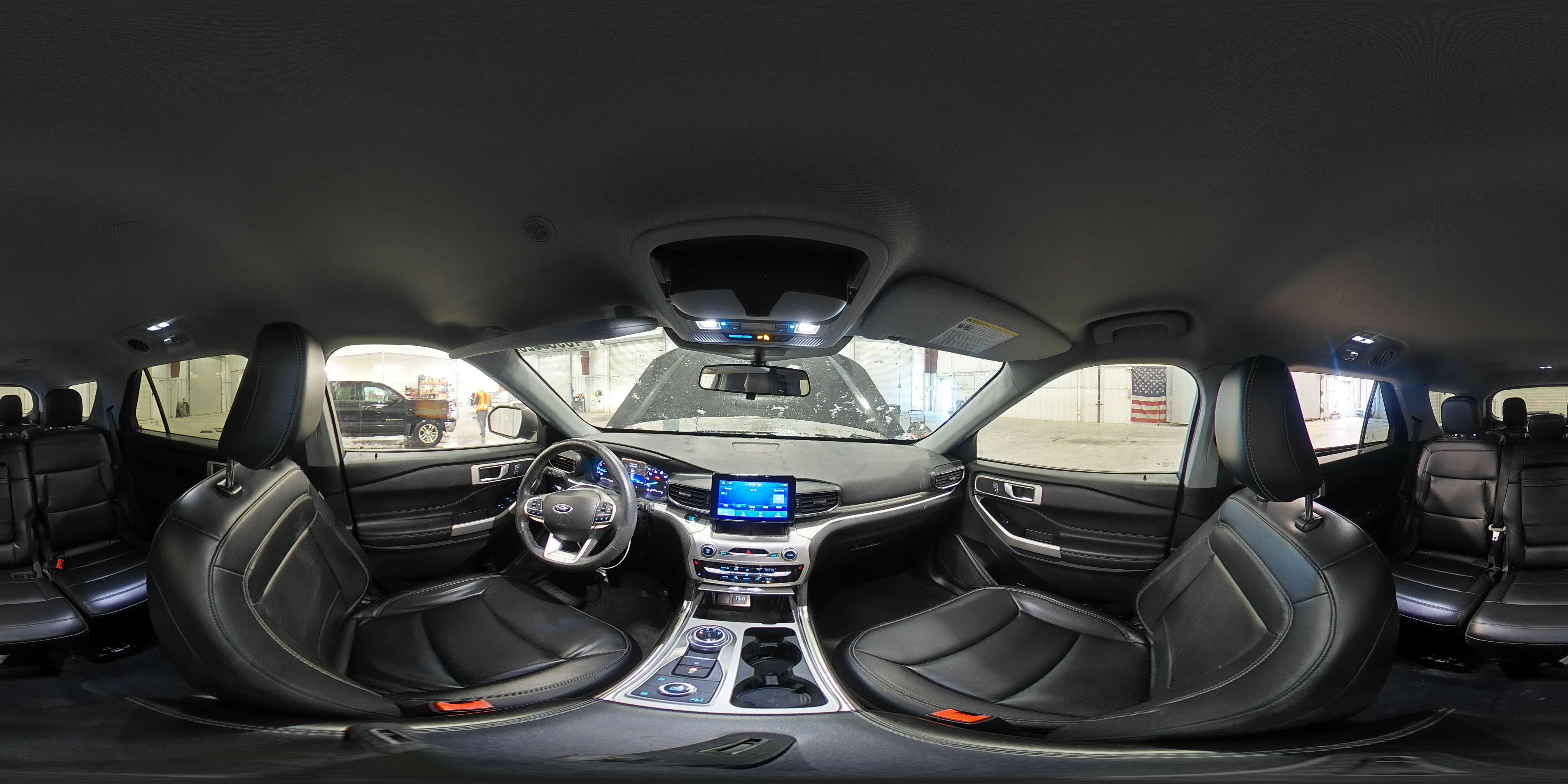 2022 Ford Explorer - Image 14