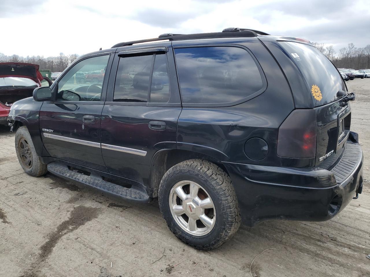 2006 GMC Envoy - Image 2