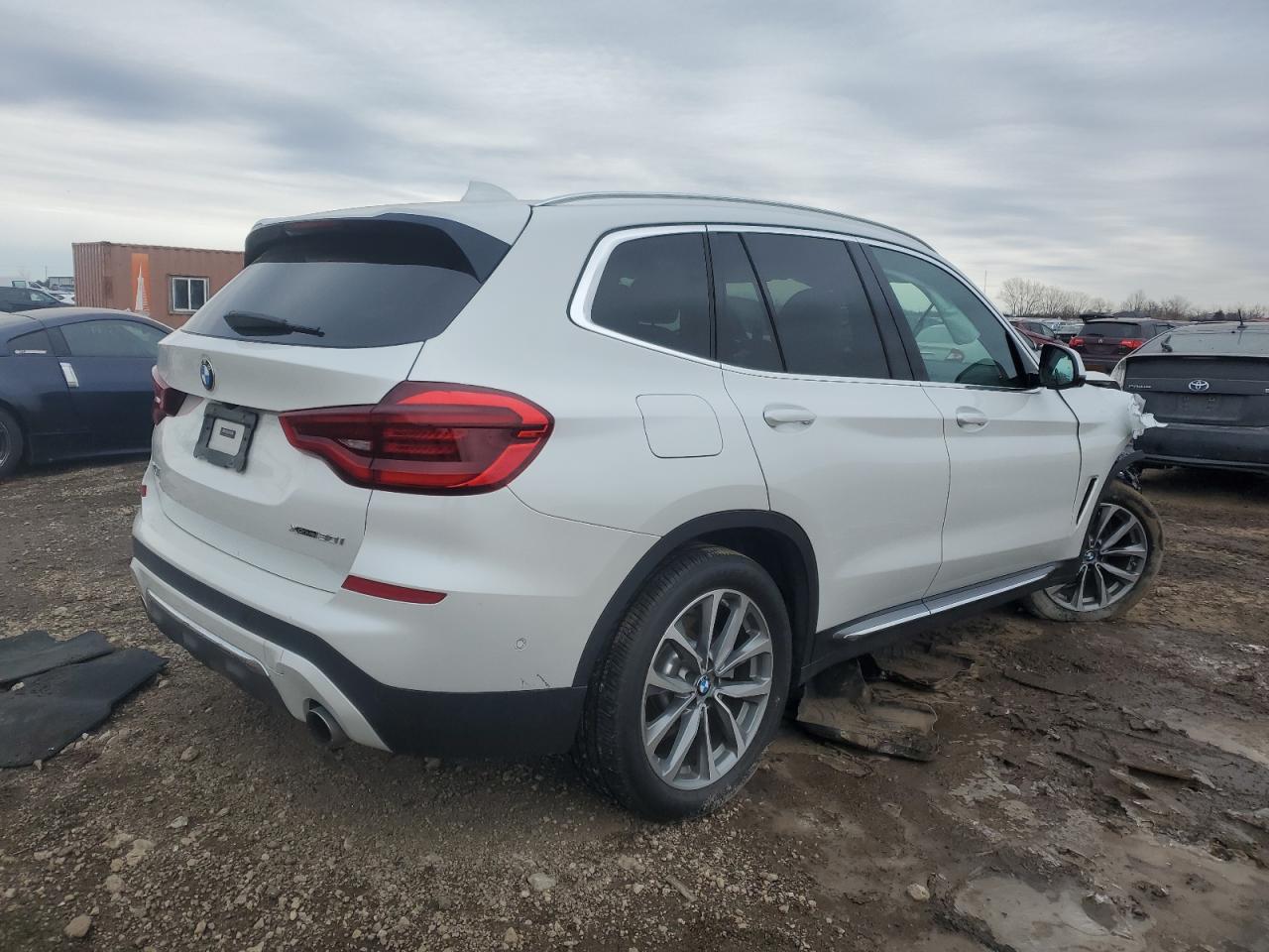 2019 BMW X3 - Image 3