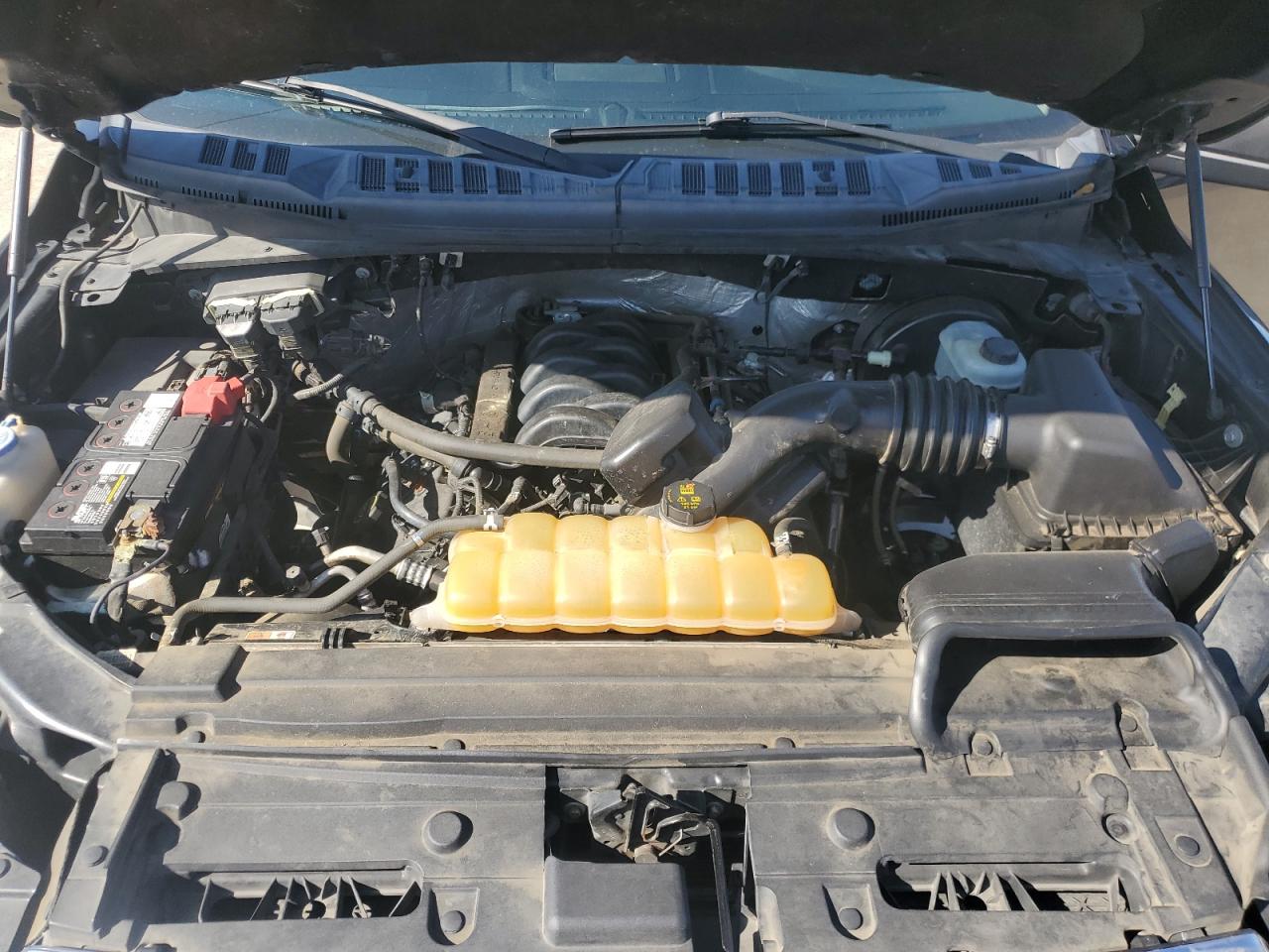 2016 Ford F-150 - Image 11