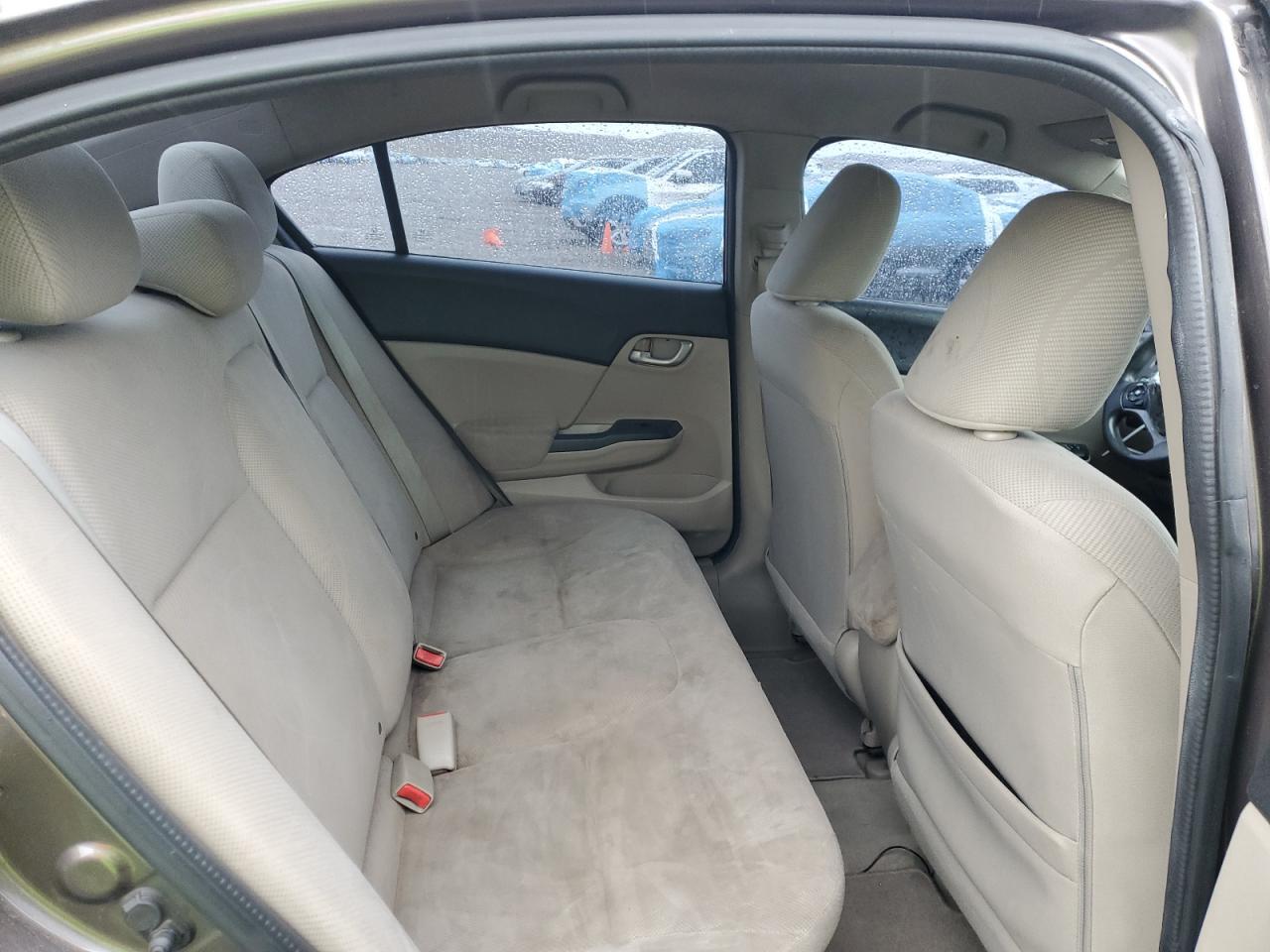 2012 Honda Civic - Image 10