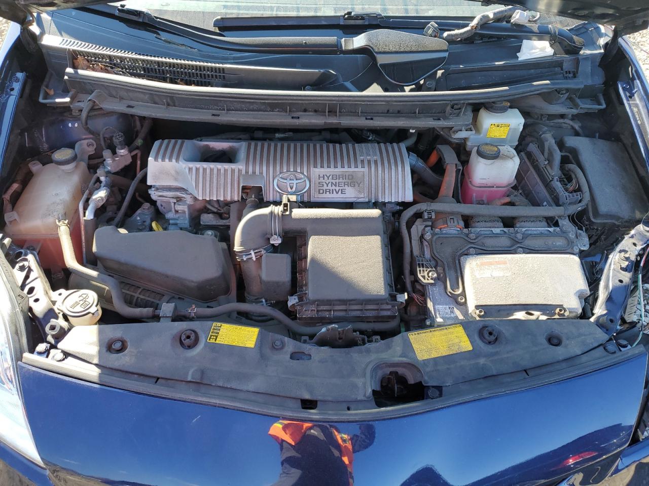 2012 Toyota Prius - Image 11