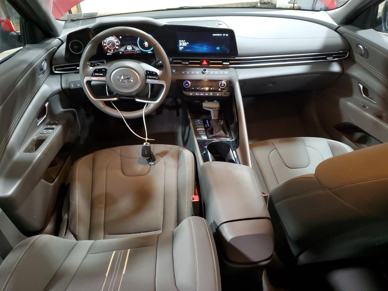 2023 Hyundai Elantra - Image 8