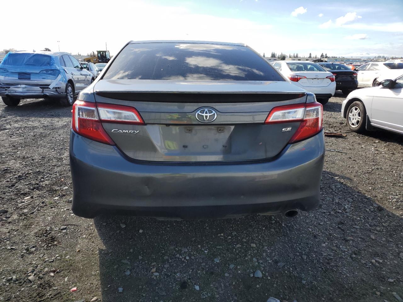 2014 Toyota Camry - Image 6