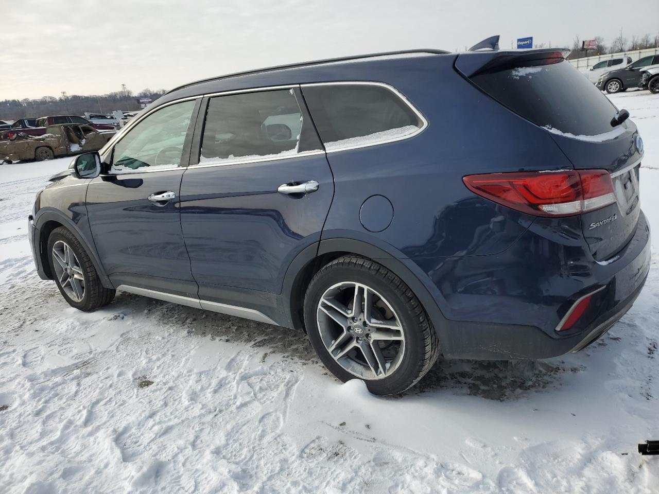 2017 Hyundai Santa Fe - Image 2