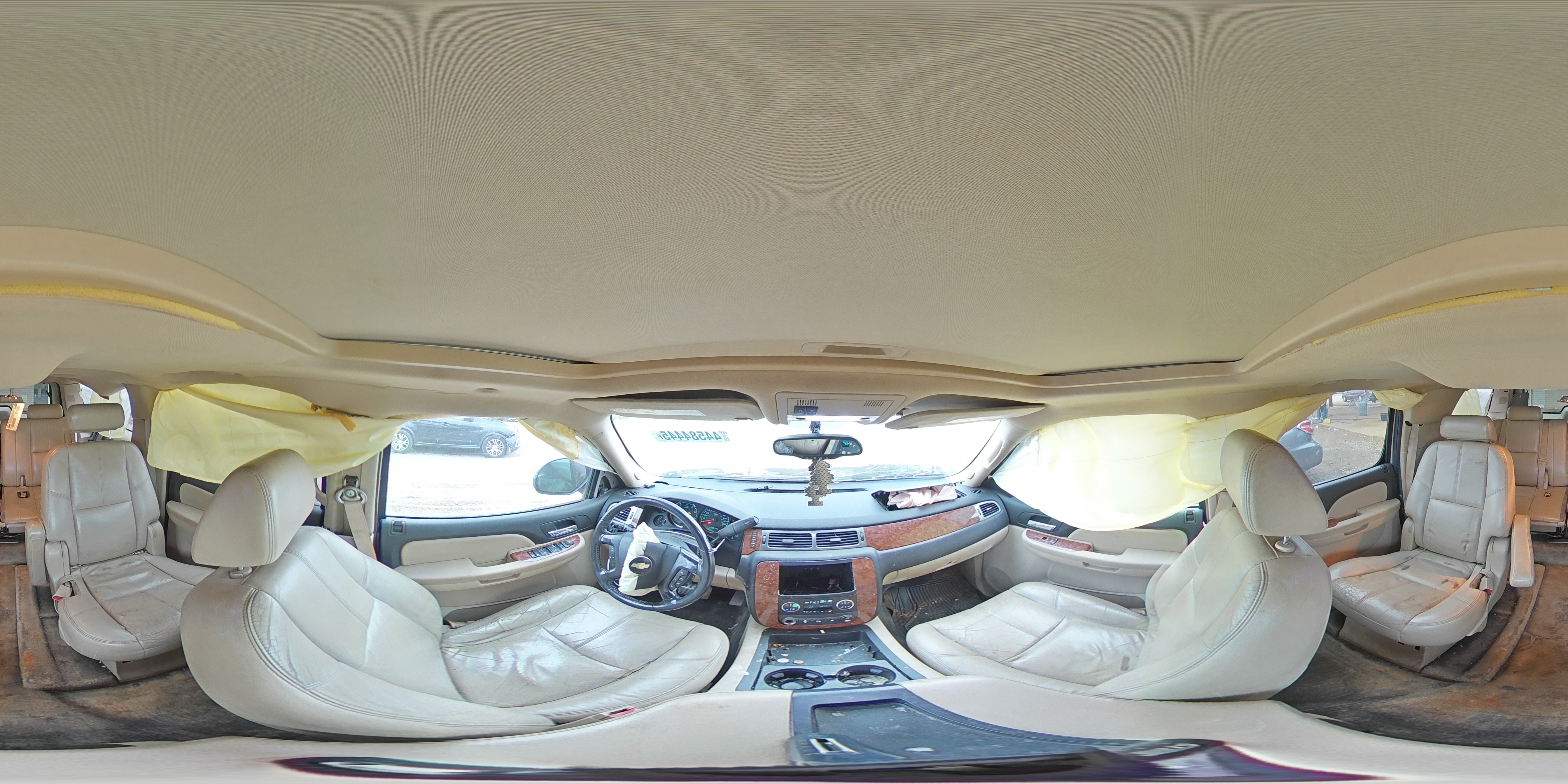 2007 Chevrolet Suburban - Image 13