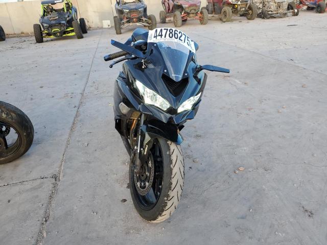  KAWASAKI ZX400 P 2024 Черный