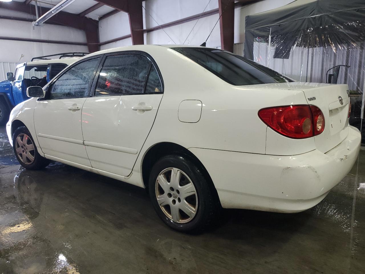 2005 Toyota Corolla - Image 2