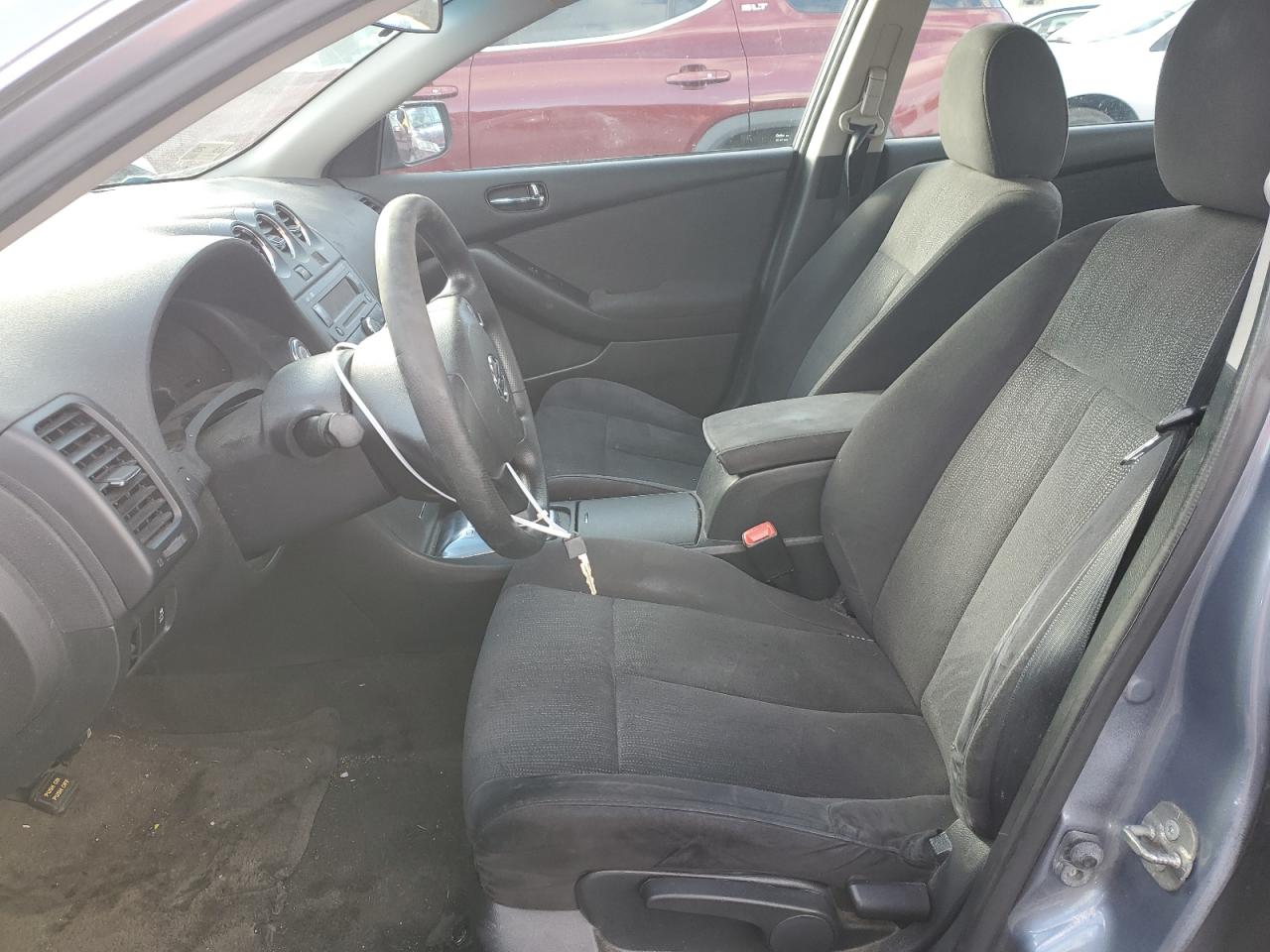 2012 Nissan Altima - Image 7