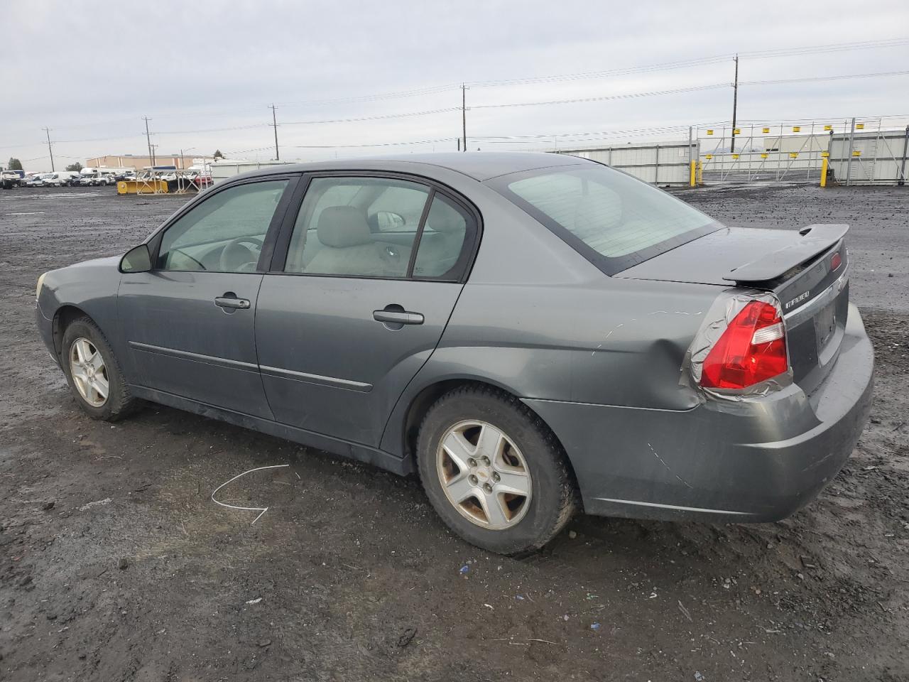 2005 Chevrolet Malibu - Image 2
