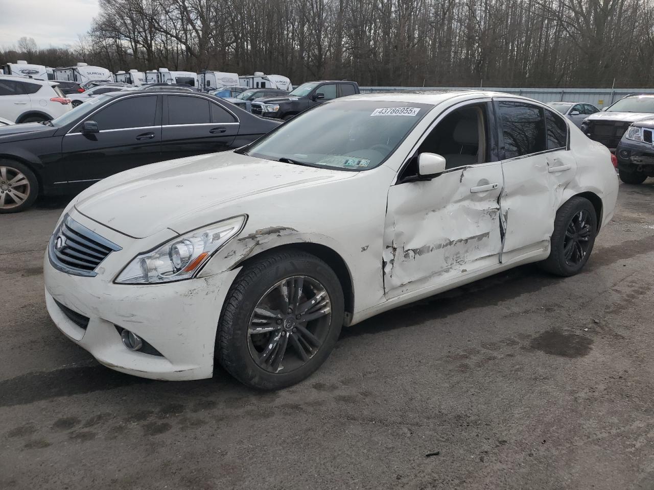 2015 Infiniti Q40 - Image 1