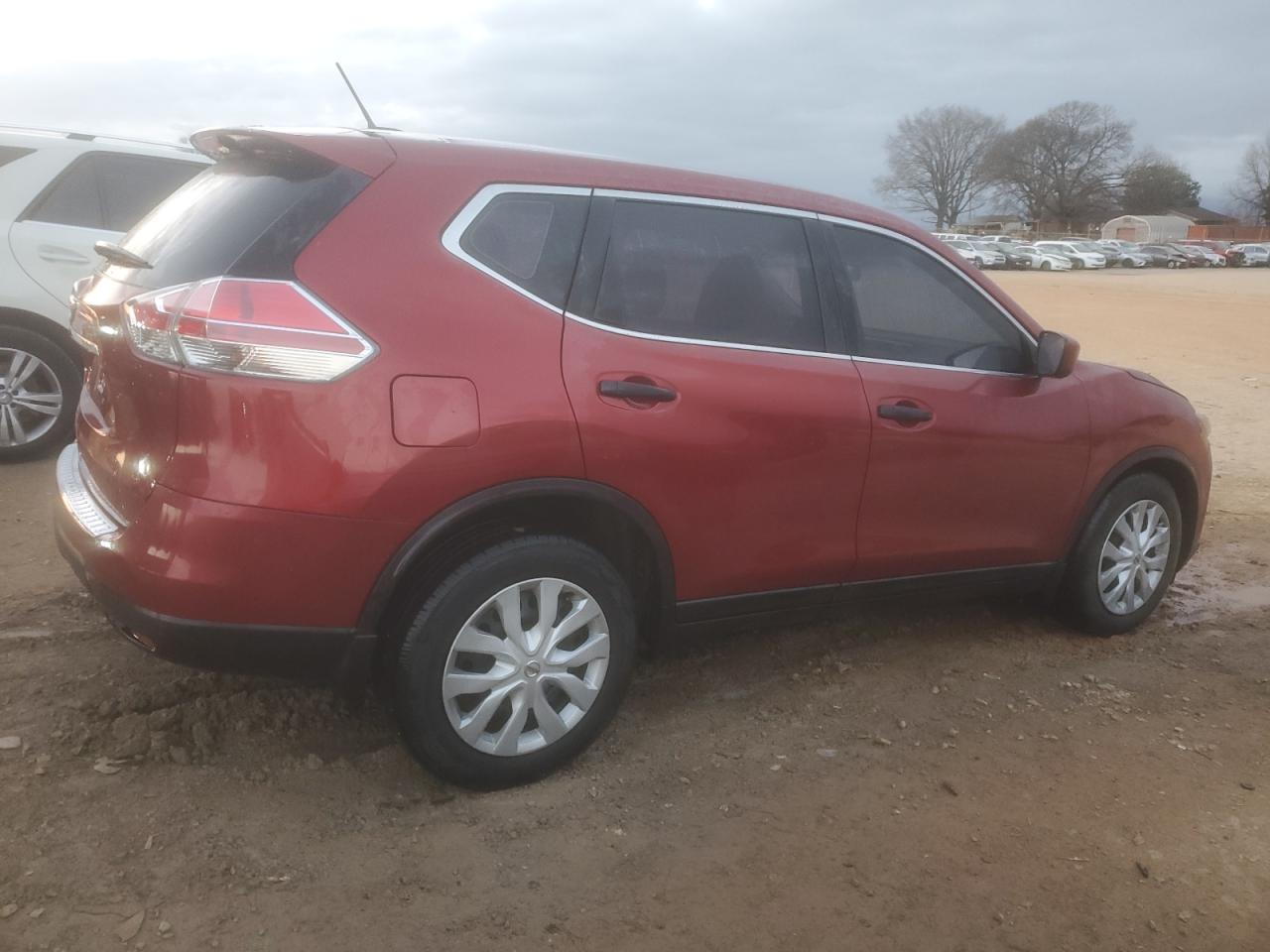 2016 Nissan Rogue - Image 3