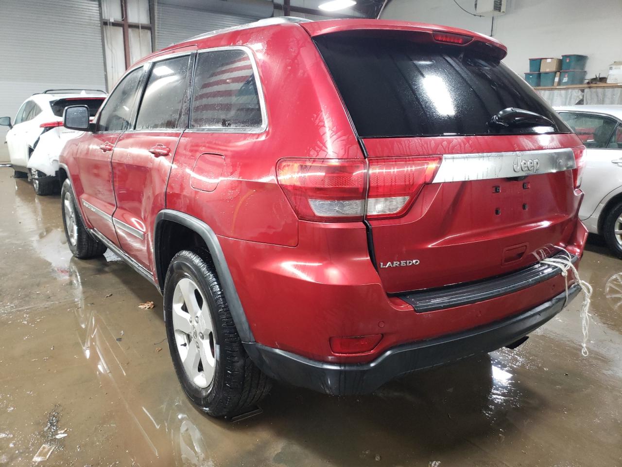 2011 Jeep Grand Cherokee - Image 2