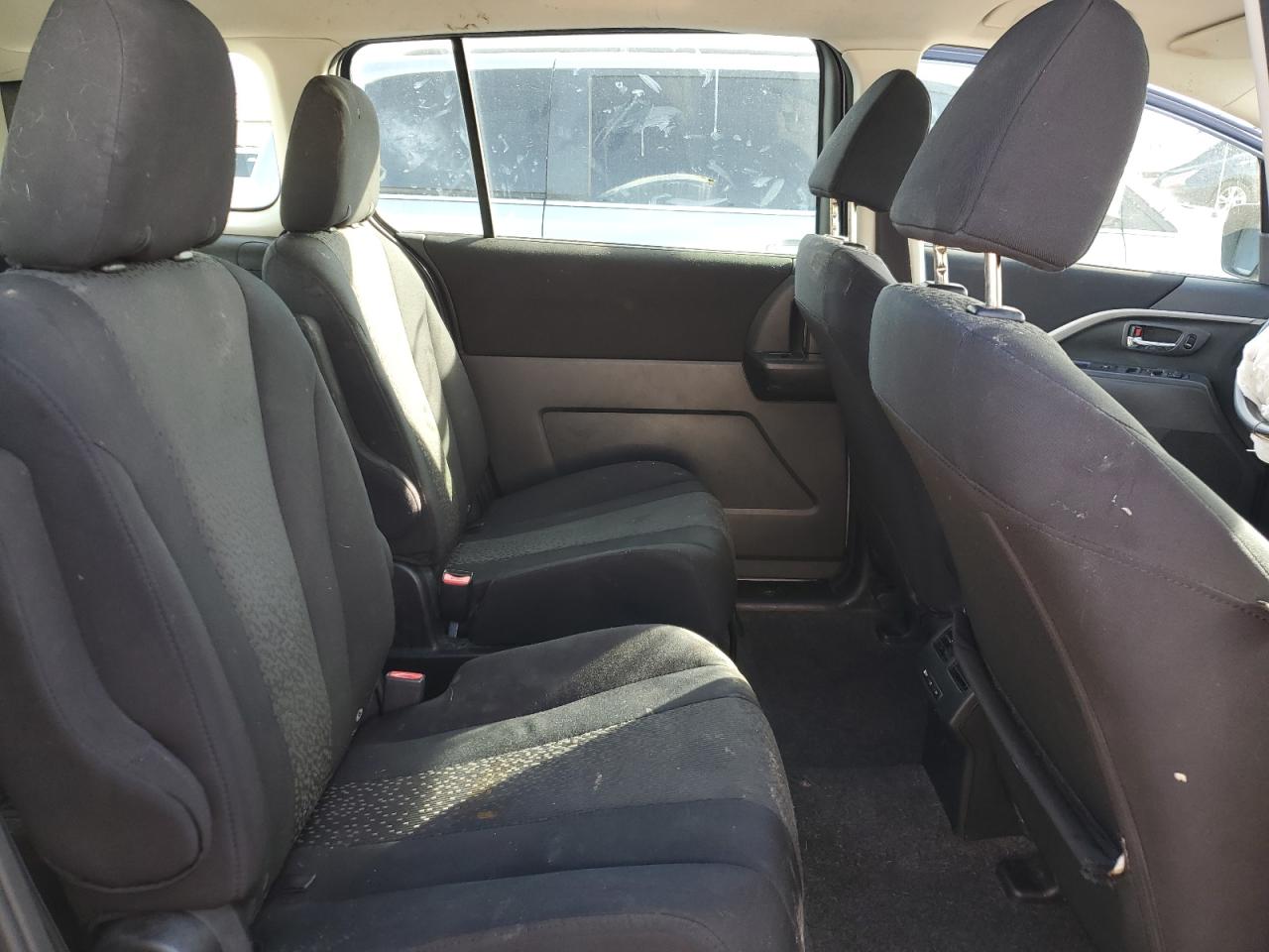 2012 Mazda 5 - Image 10