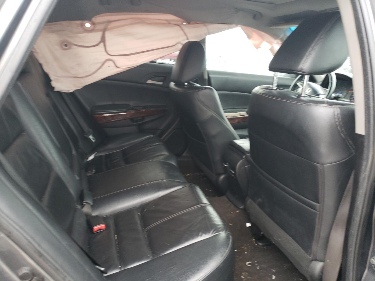 2011 Honda Accord - Image 10
