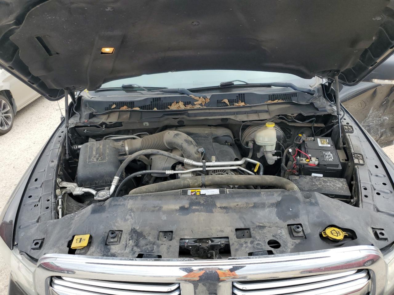 2016 RAM 1500 - Image 11