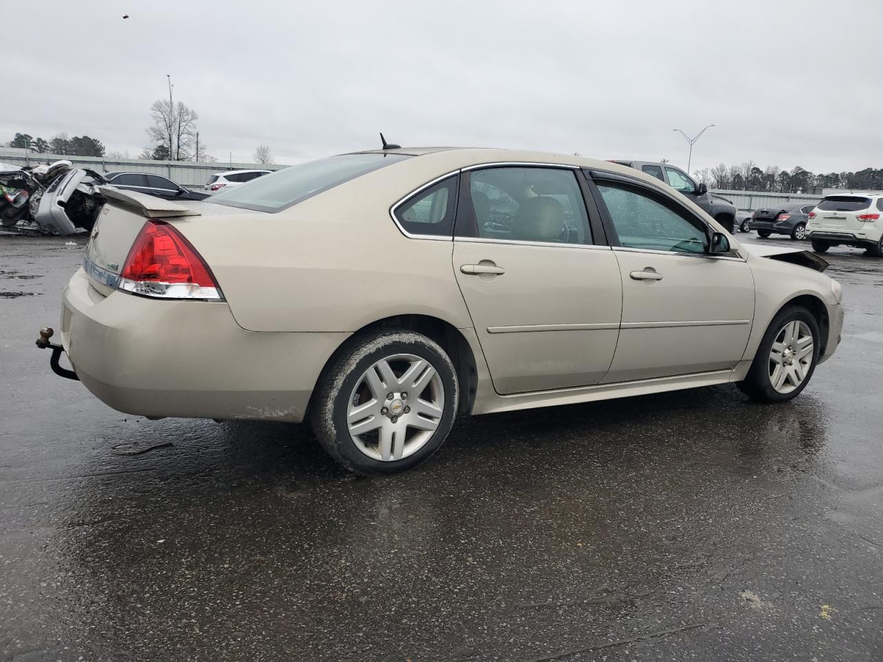 2010 Chevrolet Impala - Image 3