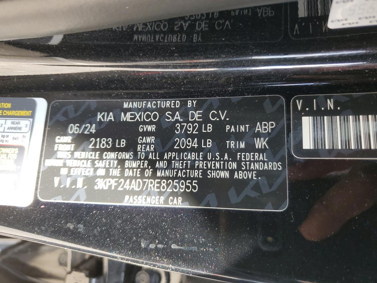 2024 Kia Forte - Image 14