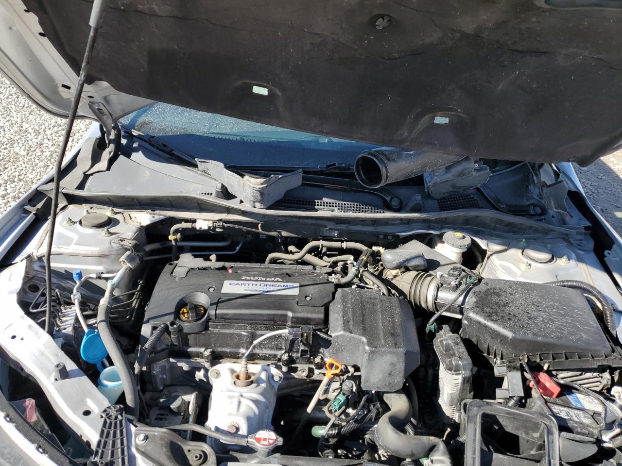 2013 Honda Accord - Image 13