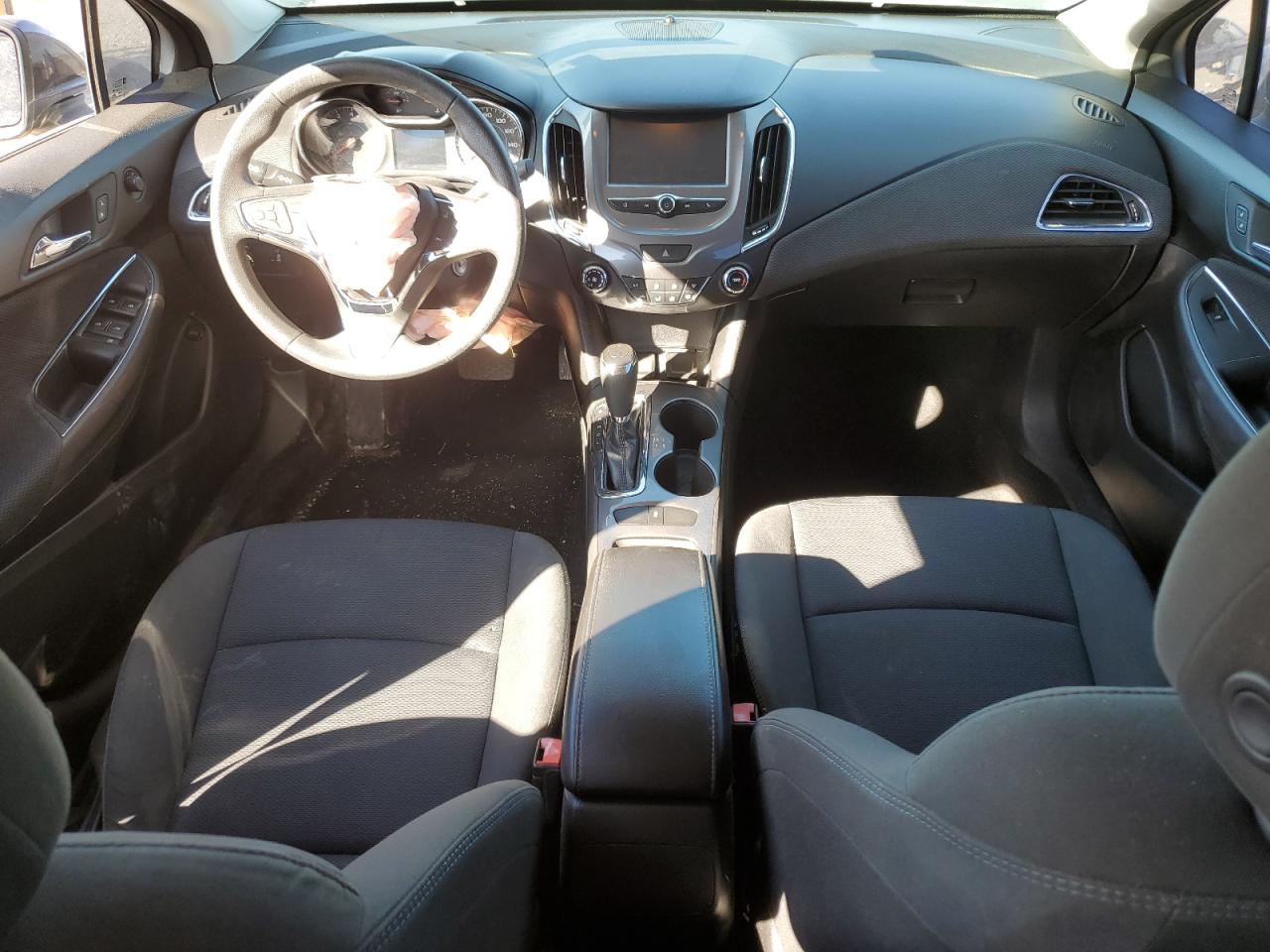 2016 Chevrolet Cruze - Image 8
