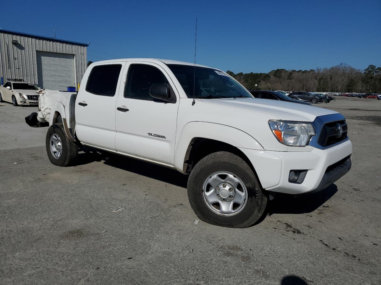 2013 Toyota Tacoma - Image 4