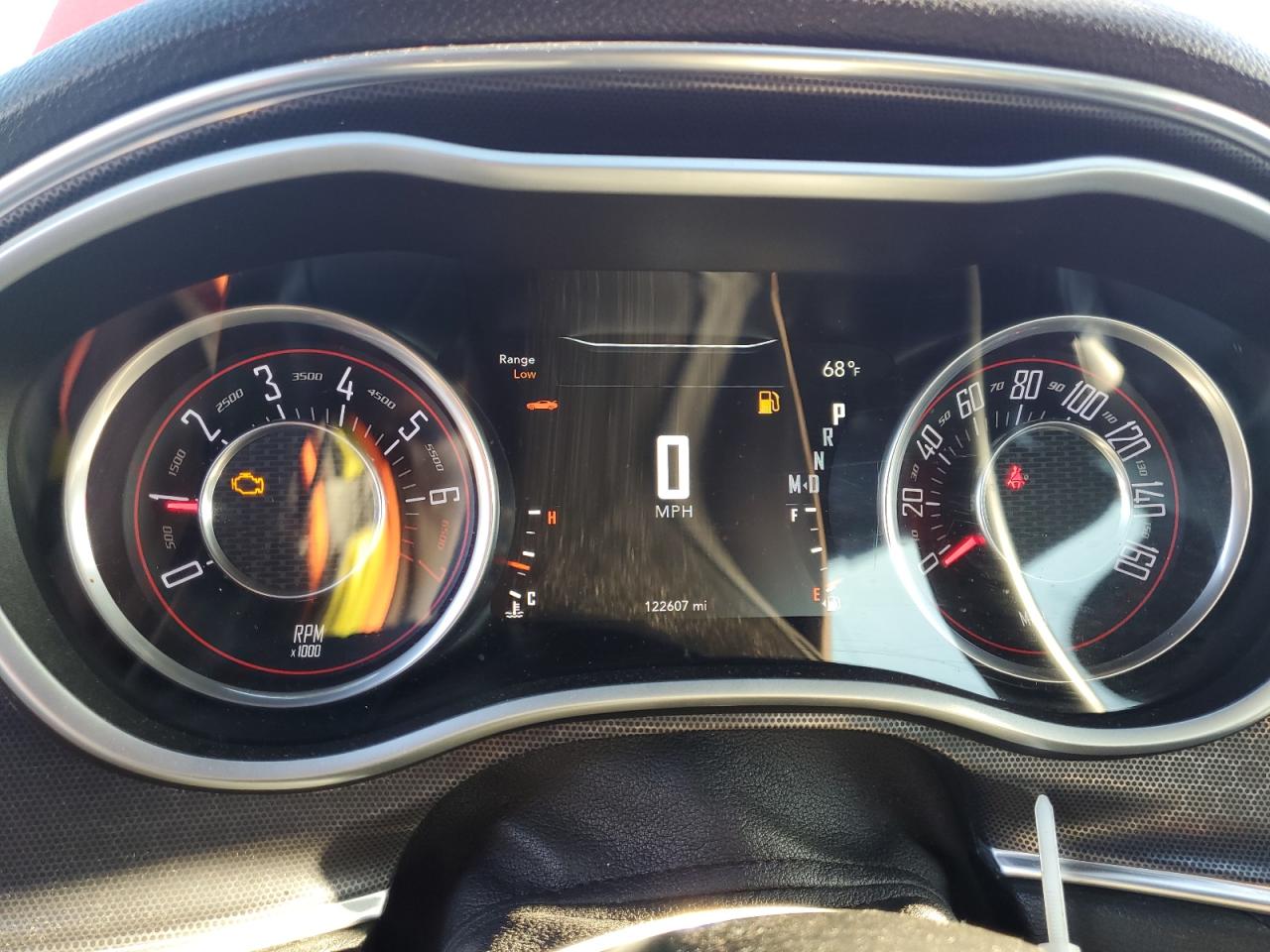 2016 Dodge Challenger - Image 9