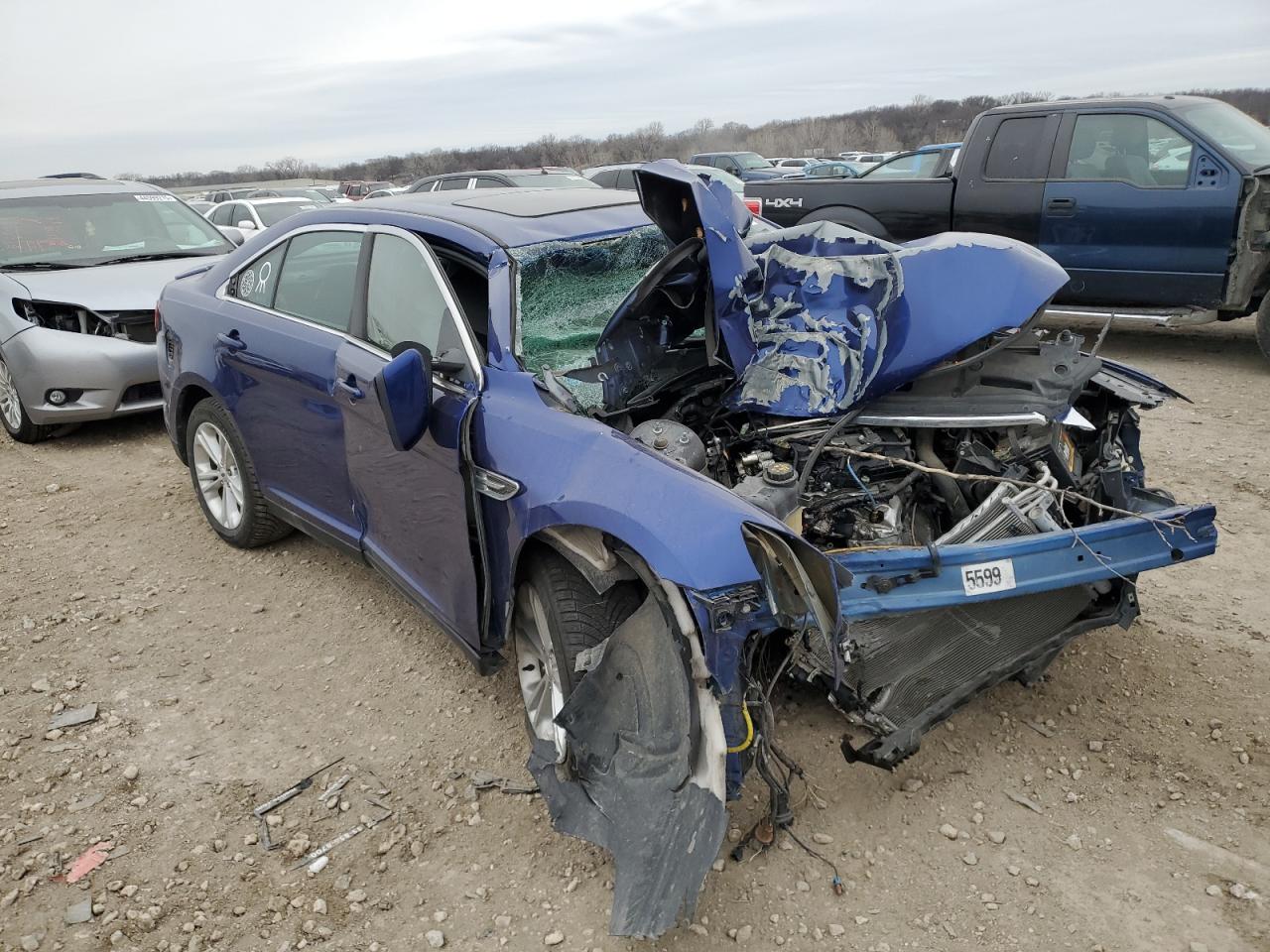2014 Ford Taurus - Image 4