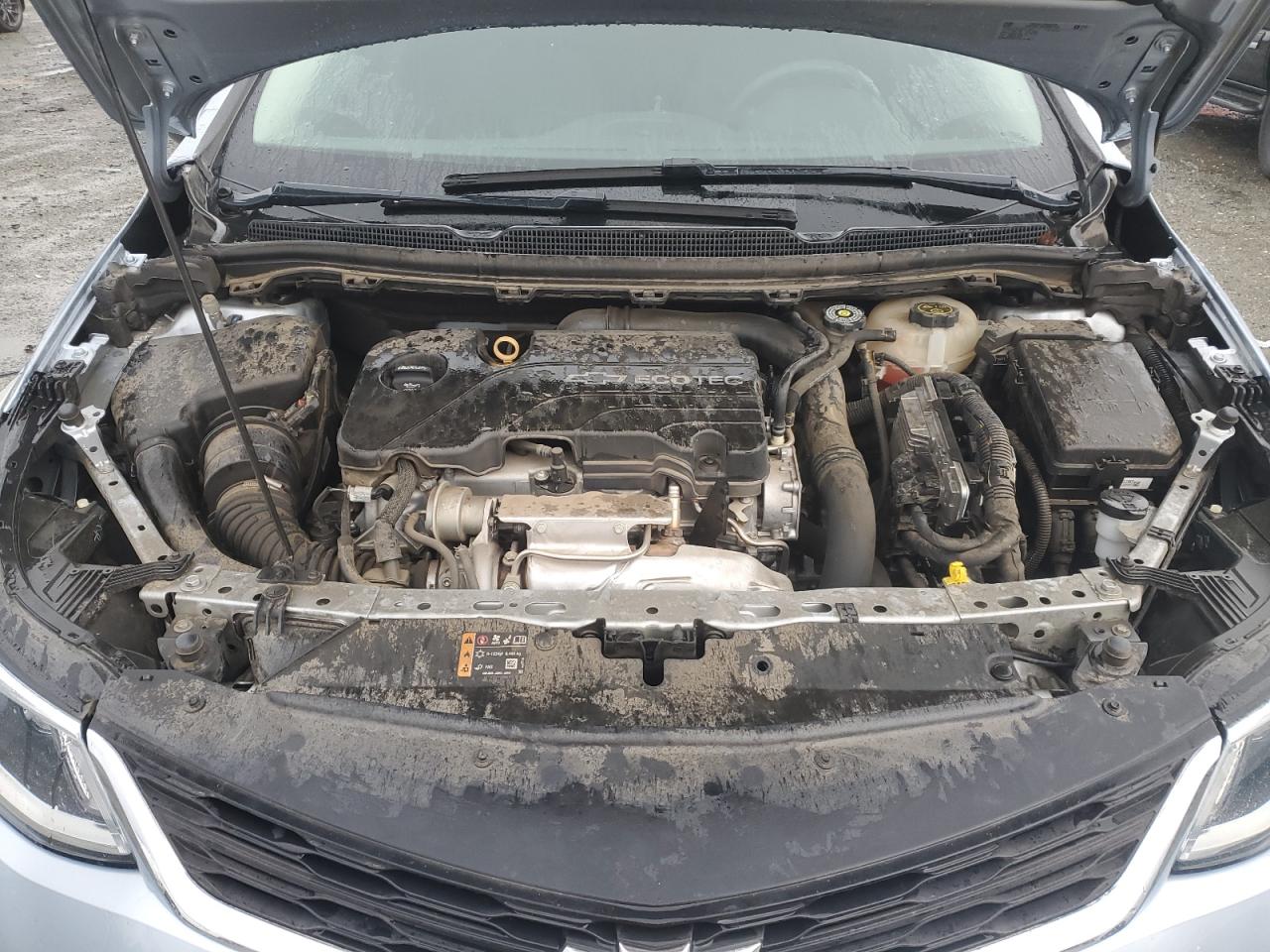 2018 Chevrolet Cruze - Image 11