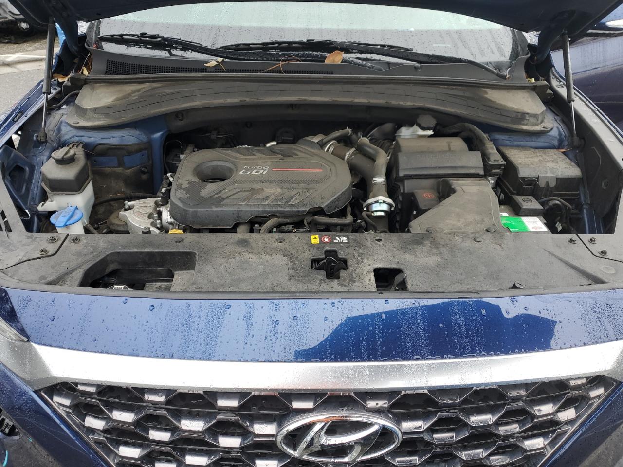 2020 Hyundai Santa Fe - Image 12