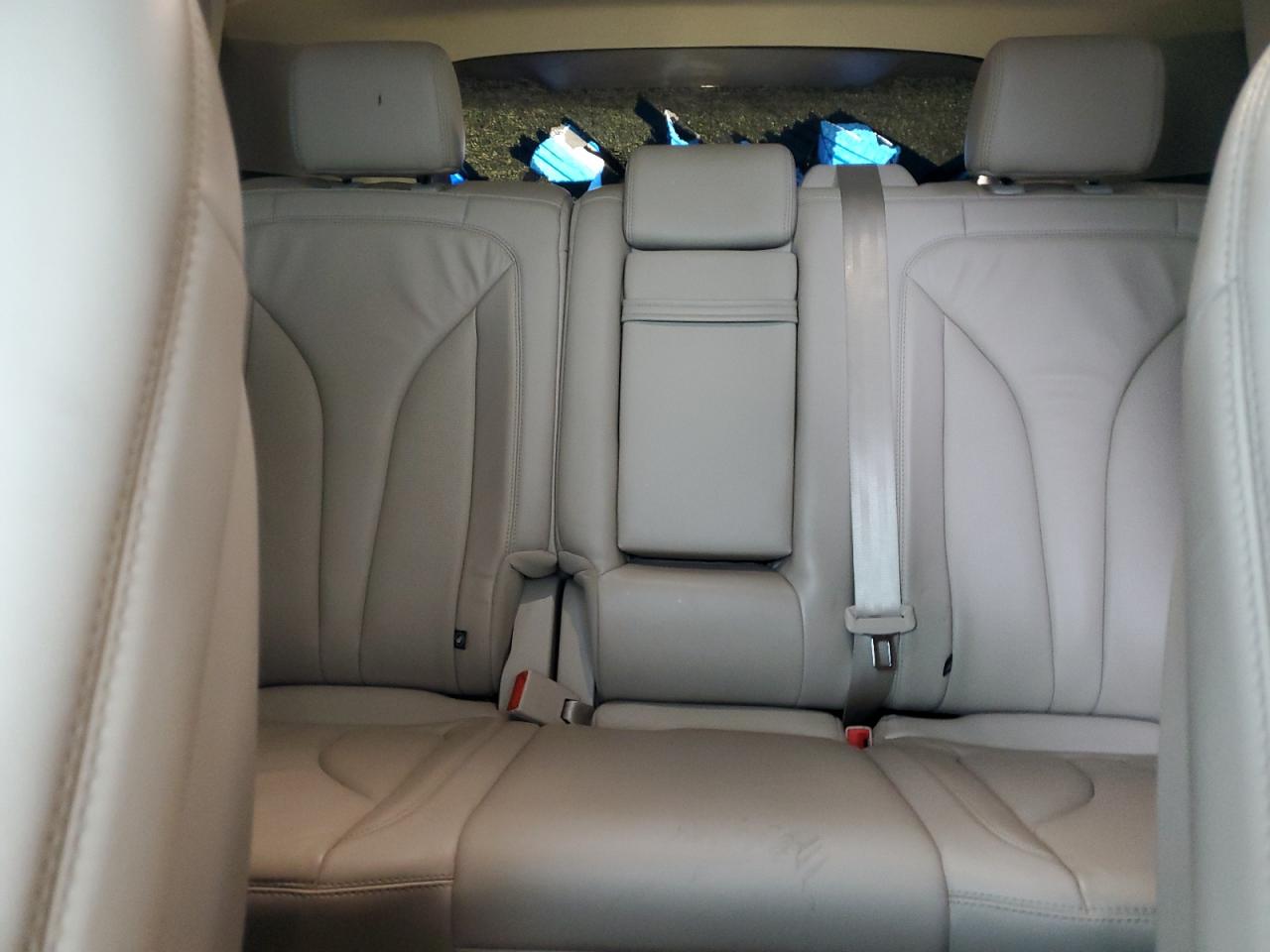 2017 Lincoln MKX - Image 10