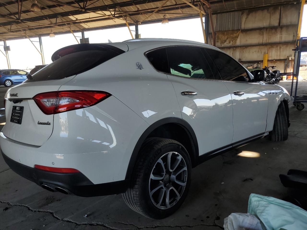 2017 Maserati Levante - Image 3