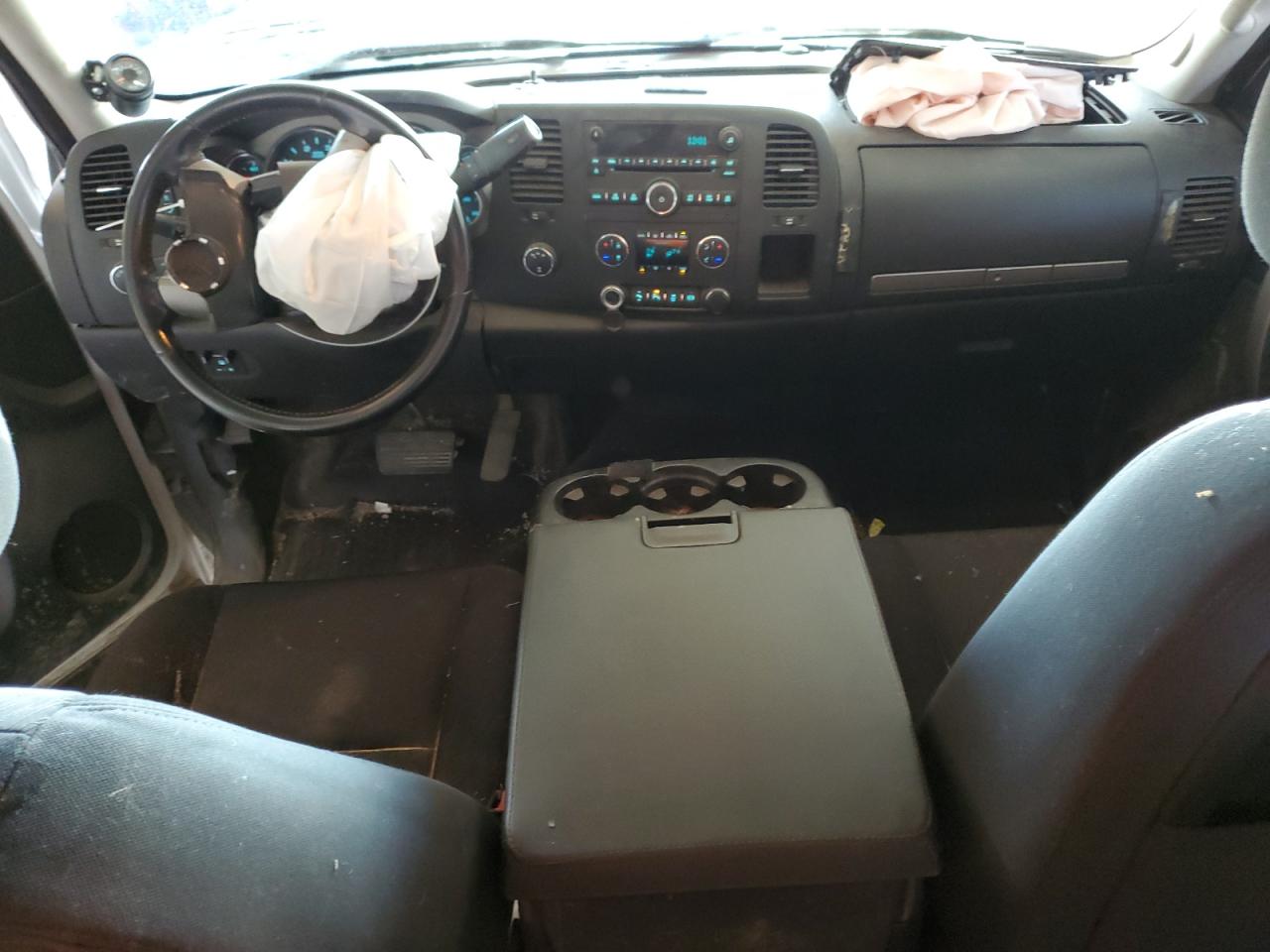 2013 Chevrolet Silverado - Image 8