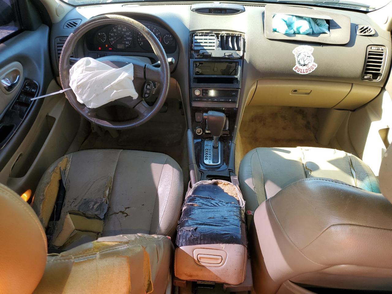 2000 Nissan Maxima - Image 8