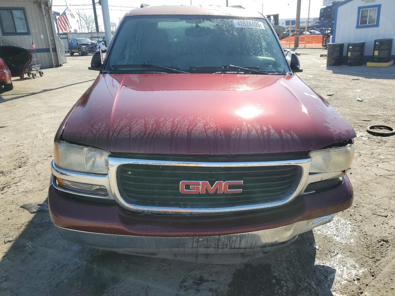 2004 GMC Yukon - Image 5
