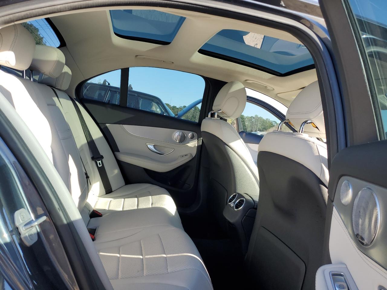 2015 Mercedes-Benz C-klasse - Image 10