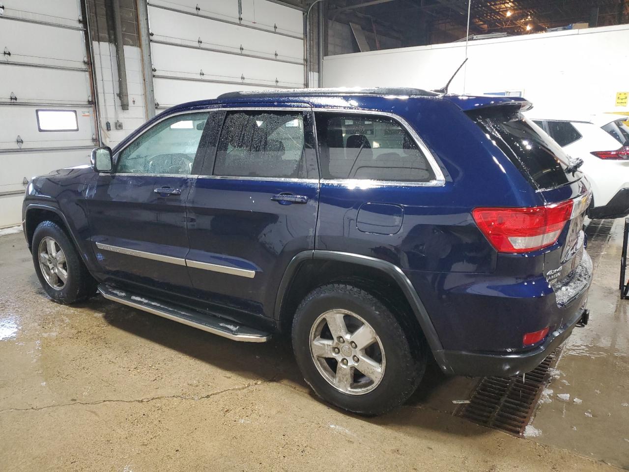 2012 Jeep Grand Cherokee - Image 2