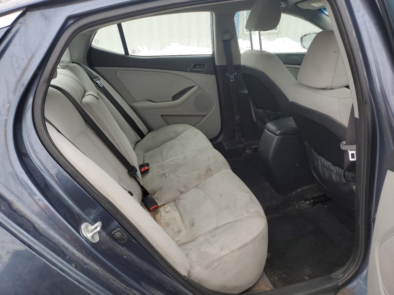 2015 Kia Optima - Image 10
