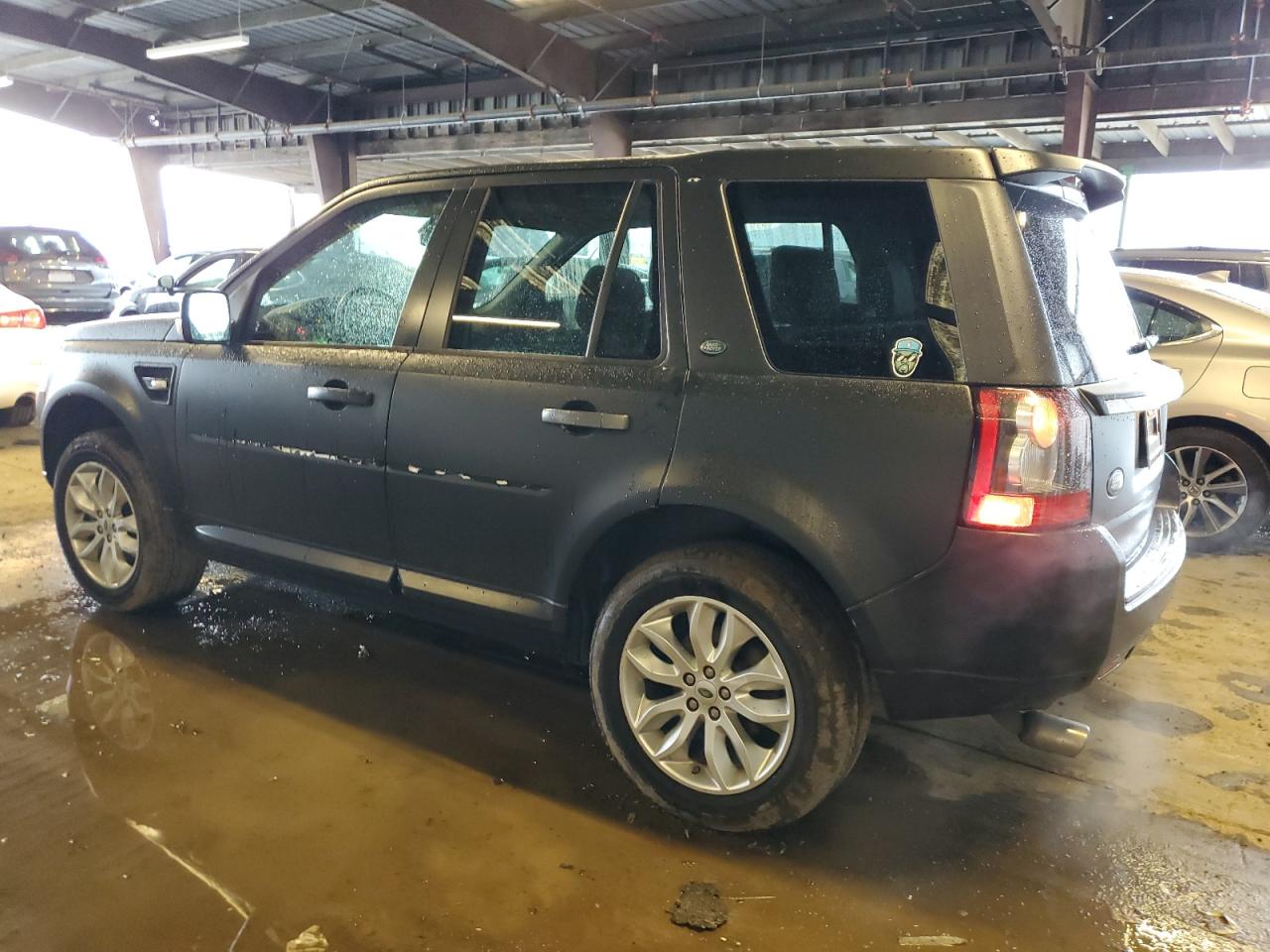 2011 Land Rover LR2 - Image 2