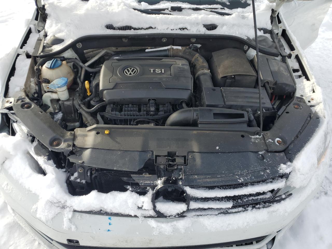 2016 Volkswagen Jetta - Image 11