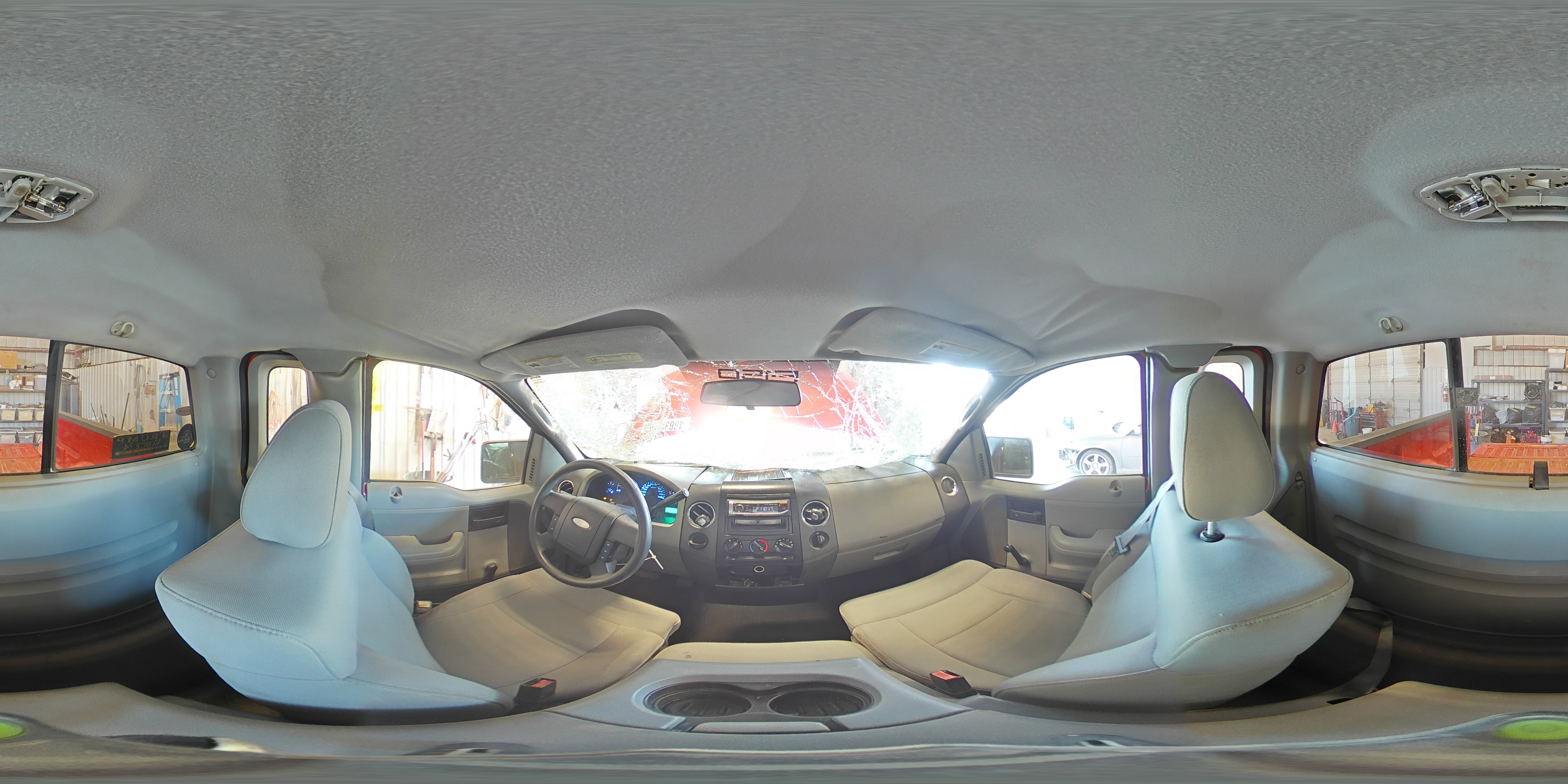 2004 Ford F-150 - Image 13