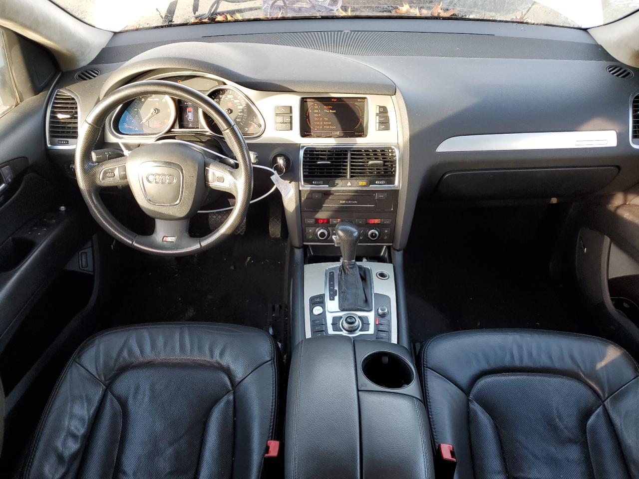 2010 Audi Q7 - Image 8