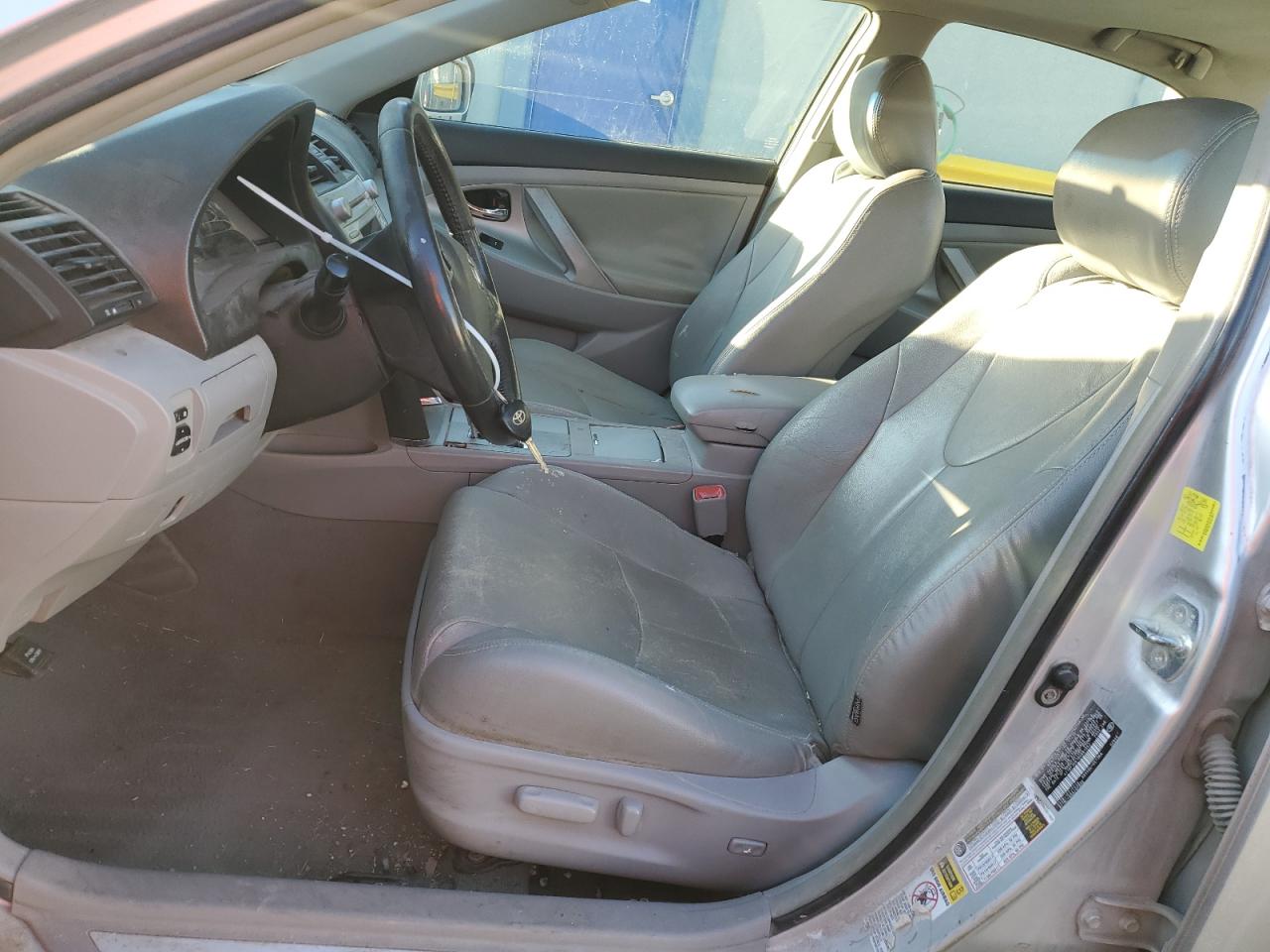 2011 Toyota Camry - Image 7